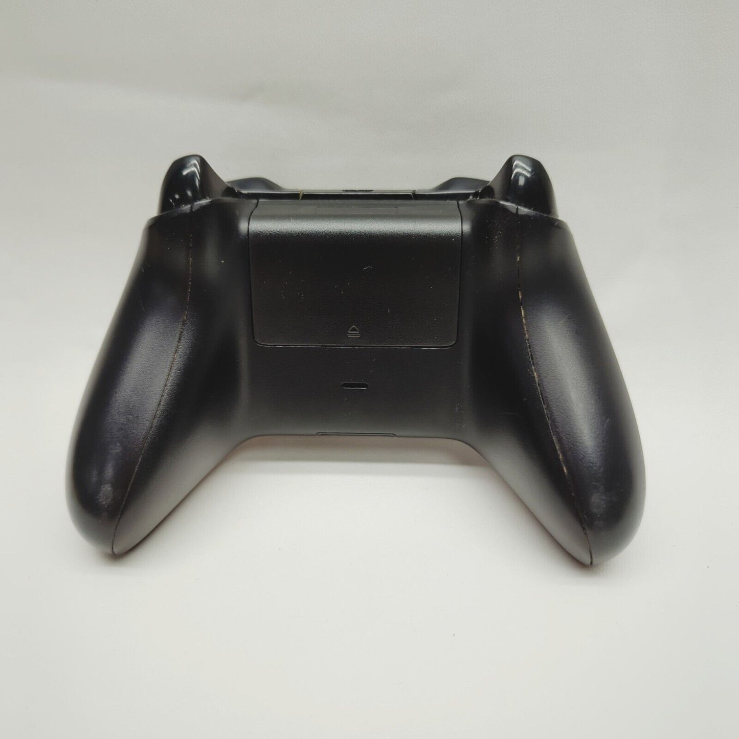 Xbox One Controller Black Official Microsoft (rubbers worn)